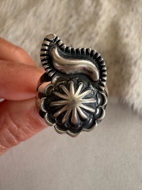 Stamped Silver Floral Concho Ring - Silver